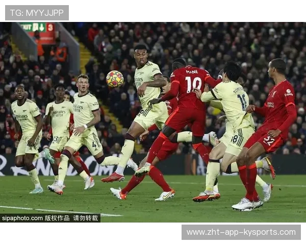 萨拉赫内切抽射破门，利物浦看台瞬间沸腾