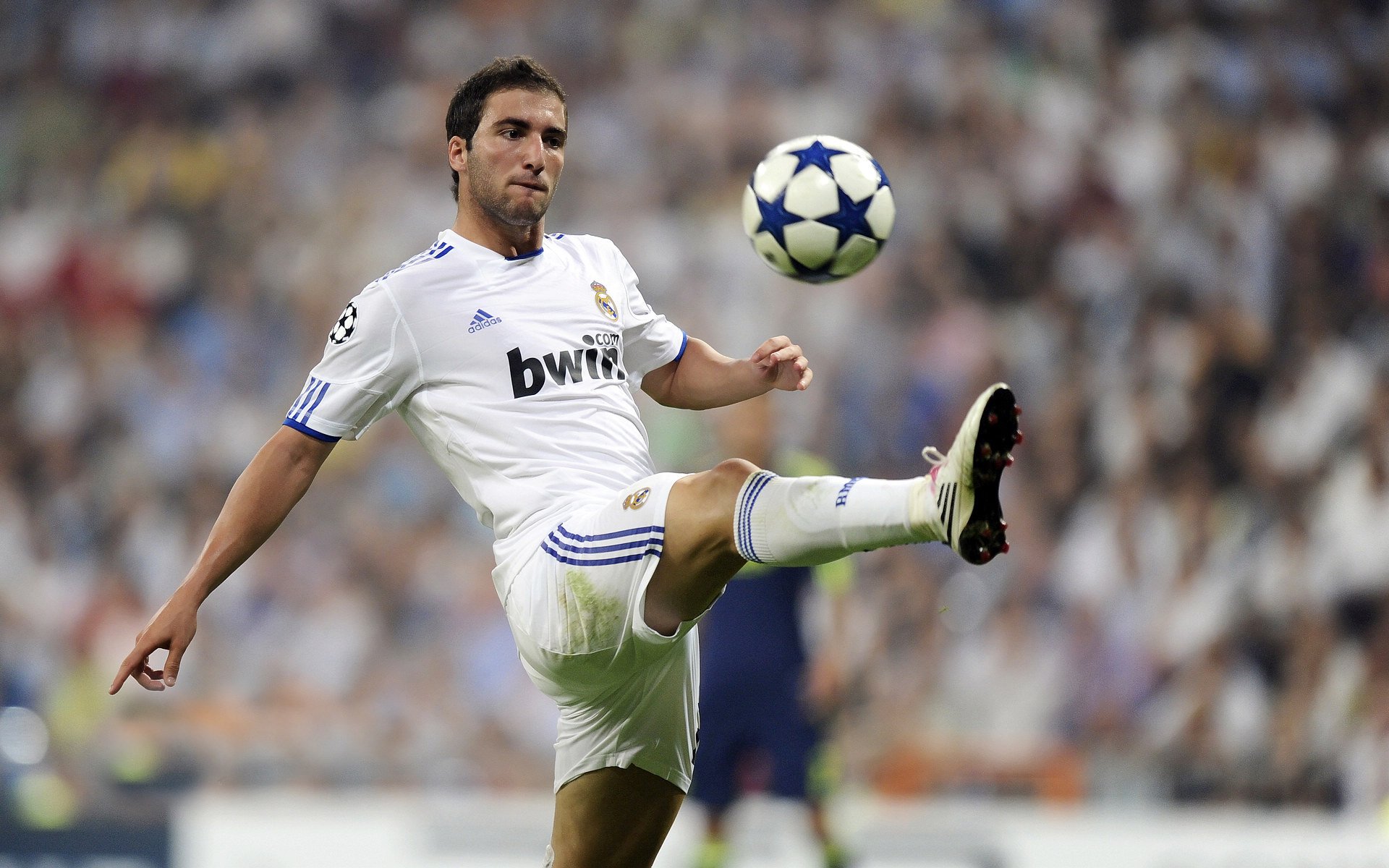 LOL操作极限刷新观赛体验，英雄联盟刷新技能